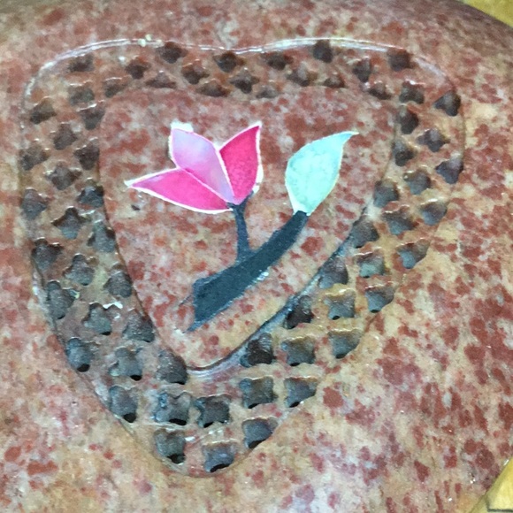 Inlaid Floral Framed by Cut Out Lattice Lid Carved Stone Jewelry Box EVC India - Picture 6 of 9